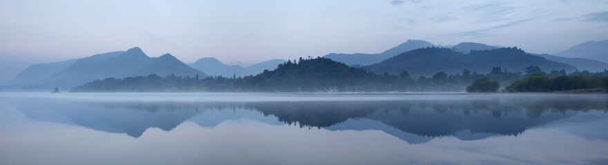 斯卡布罗集市主题曲 叶塞尼亚主题曲叫什么名